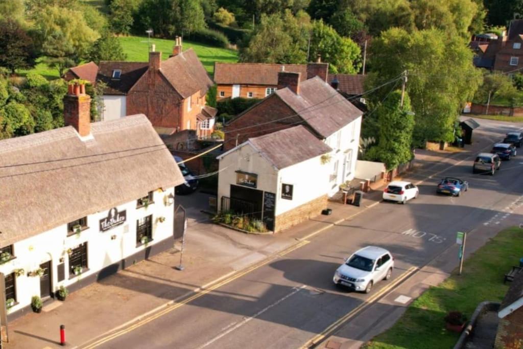 The Dukes Hotell Leighton Buzzard Exteriör bild